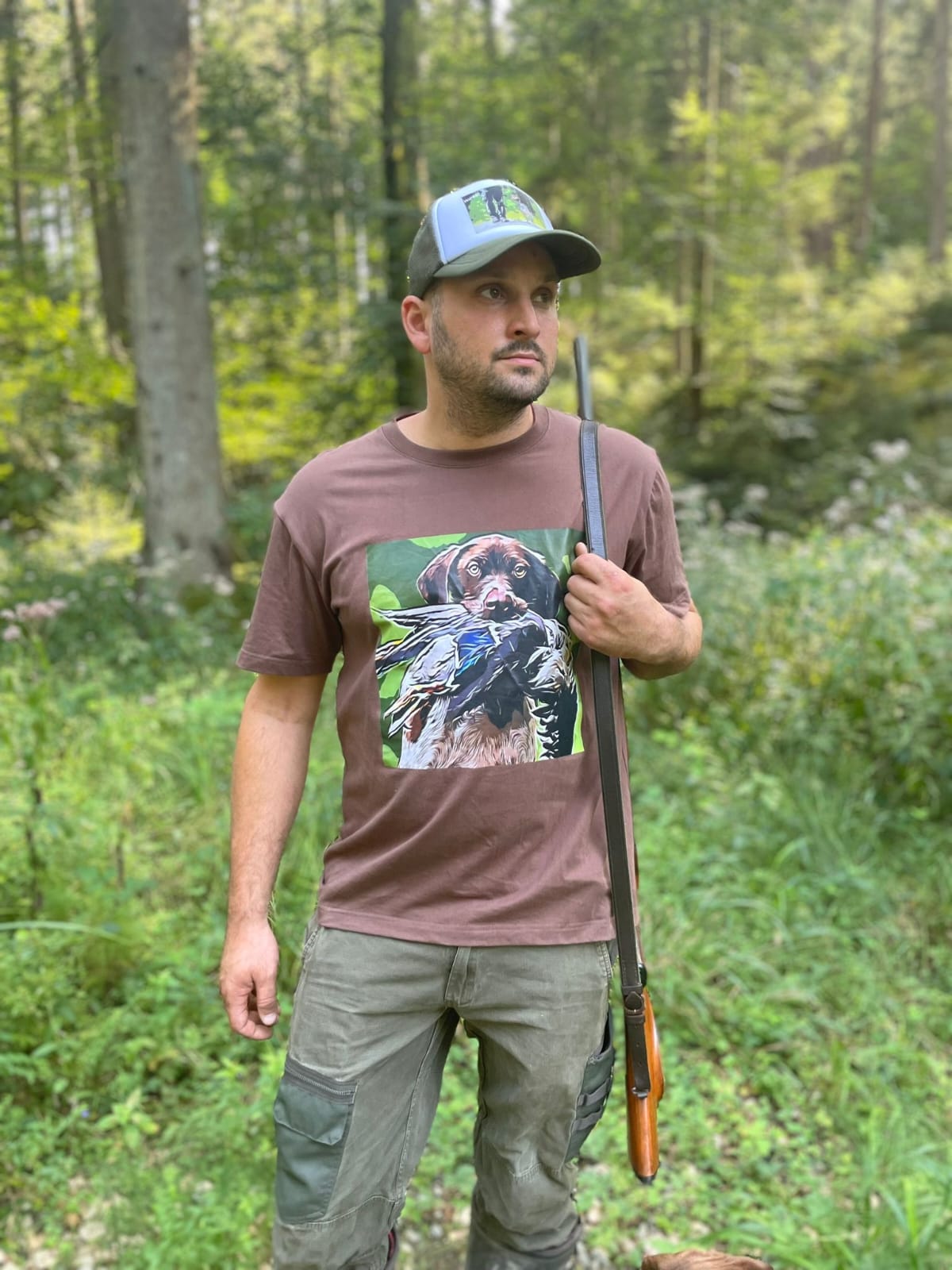 Huntsi T-Shirt Portrait